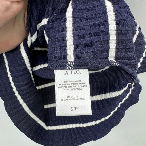 A.L.C Striped Preppy Cropped Twist Front Women Small Short Sleeve Ribbed Top - Picture 5 of 8